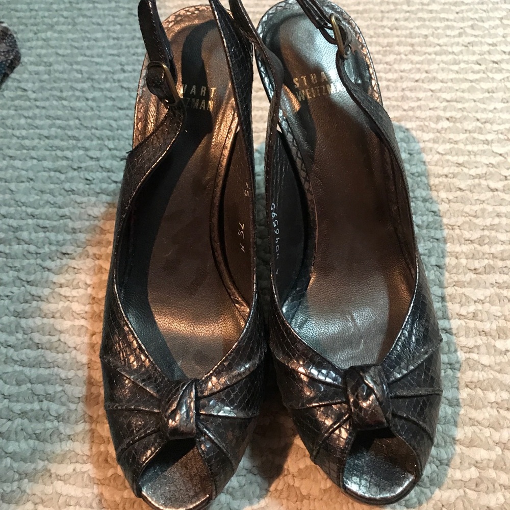 Stuart Weitzman Peep toe metallic and wood pump
